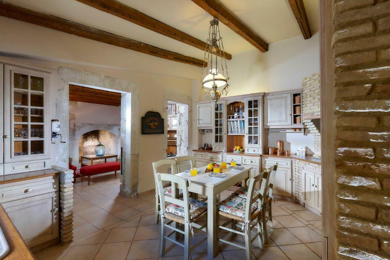 Castello Villa Daphnes - Private Pool & Whirlpool Dhafnes Екстериор снимка