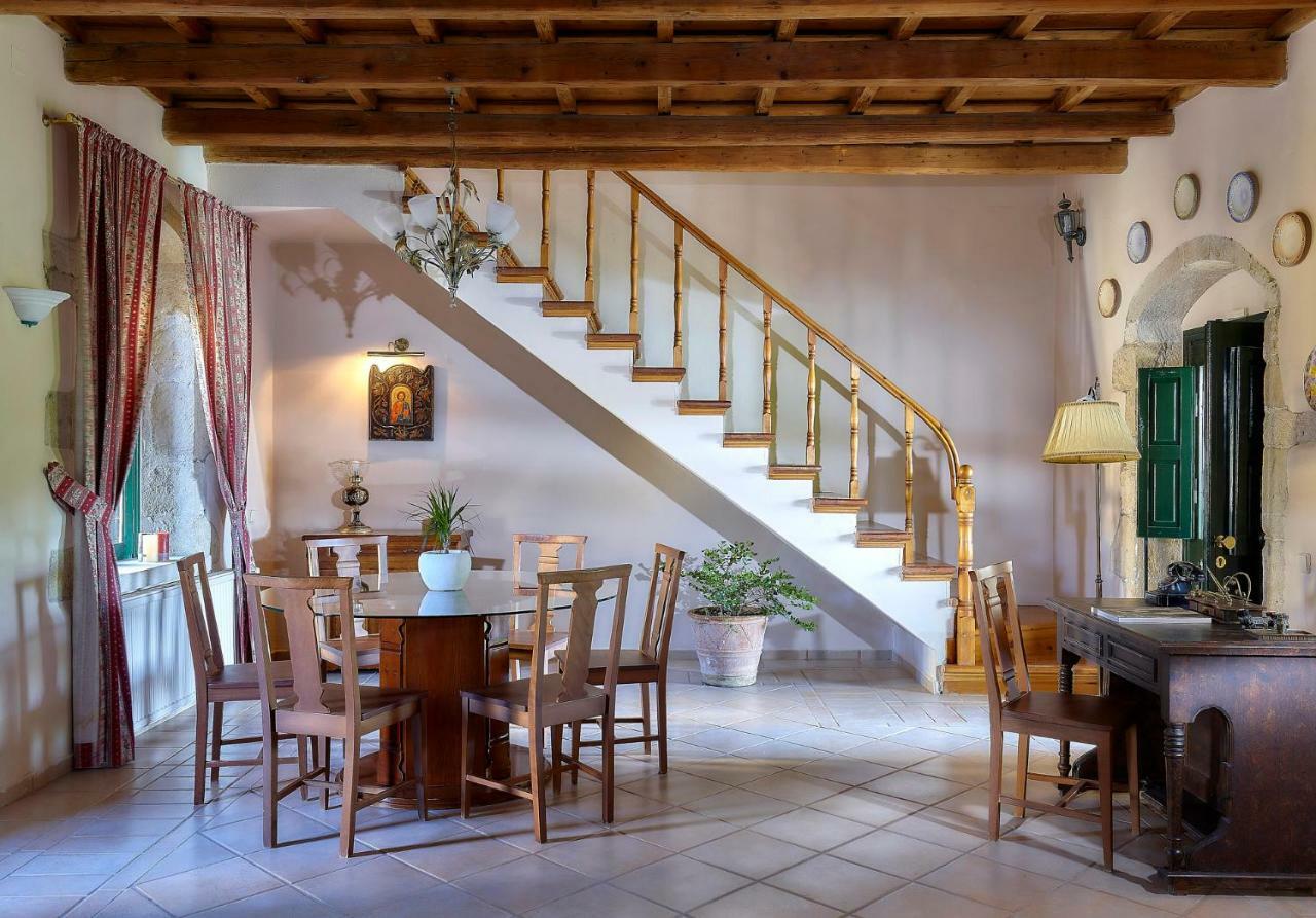 Castello Villa Daphnes - Private Pool & Whirlpool Dhafnes Екстериор снимка
