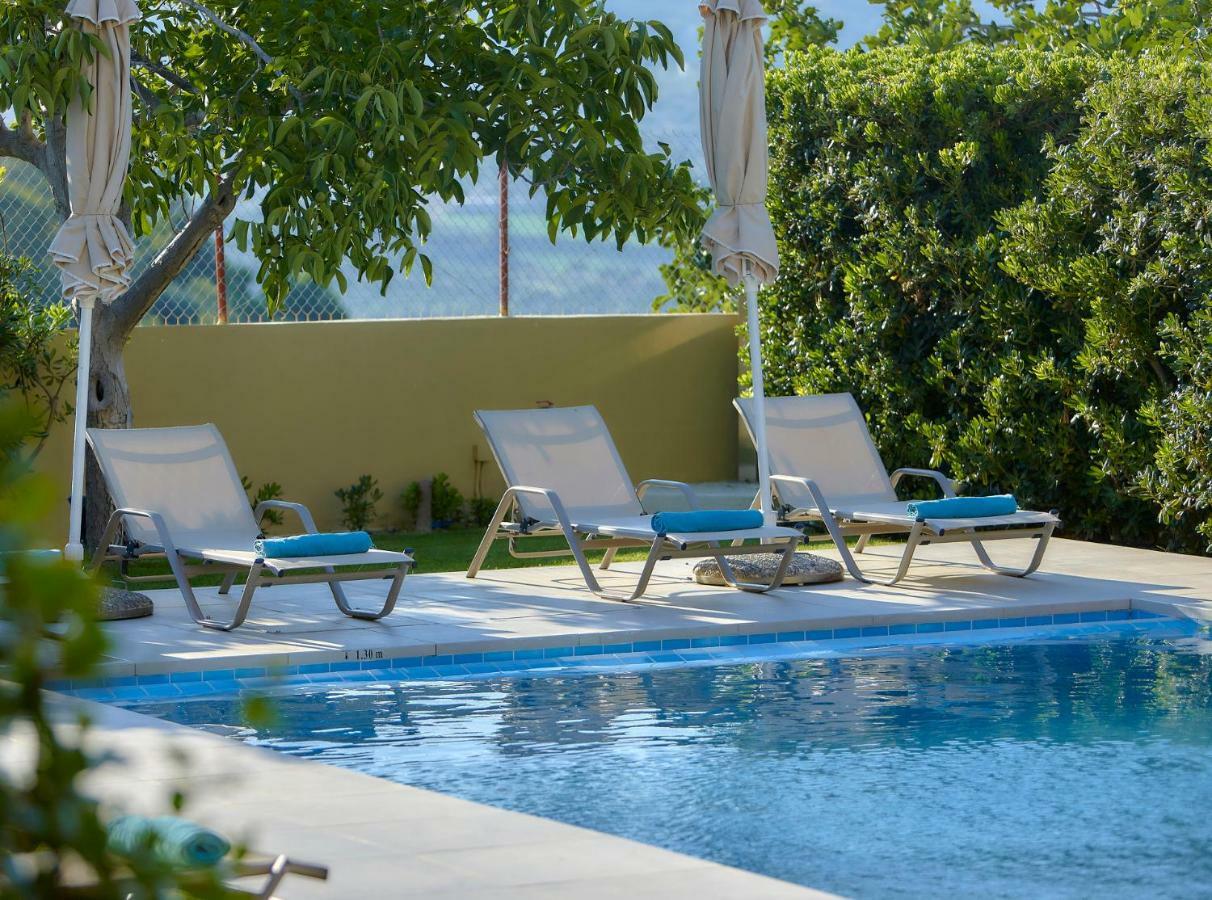 Castello Villa Daphnes - Private Pool & Whirlpool Dhafnes Екстериор снимка