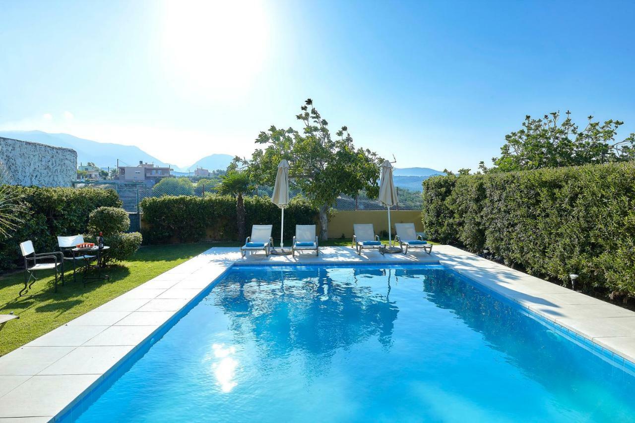 Castello Villa Daphnes - Private Pool & Whirlpool Dhafnes Екстериор снимка