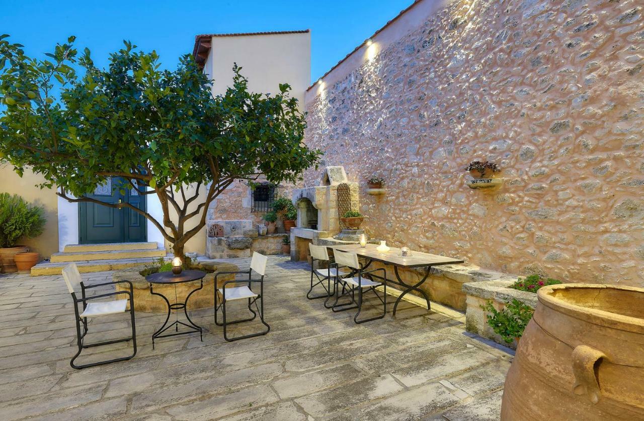 Castello Villa Daphnes - Private Pool & Whirlpool Dhafnes Екстериор снимка
